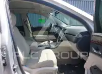 2013 Cadillac SRX photo