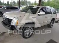 2013 Cadillac ESCALADE photo