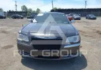 2013 Chrysler 300 фото