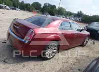2013 Chrysler 300 photo
