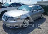 2013 Chrysler 200 фото