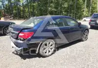 2013 Chrysler 200 photo