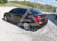 2013 Chrysler 200 photo