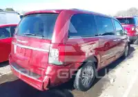 2013 Chrysler TOWN & COUNTRY photo