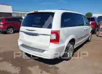 2013 Chrysler TOWN & COUNTRY photo
