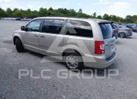 2013 Chrysler TOWN & COUNTRY photo