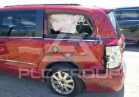 2013 Chrysler TOWN & COUNTRY photo