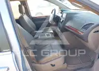 2013 Chrysler TOWN & COUNTRY фото