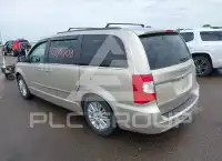 2013 Chrysler TOWN & COUNTRY фото