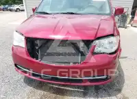 2013 Chrysler TOWN & COUNTRY photo