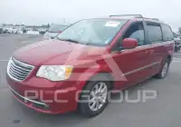 2013 Chrysler TOWN & COUNTRY фото