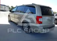 2013 Chrysler TOWN & COUNTRY photo