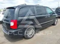 2013 Chrysler TOWN & COUNTRY фото