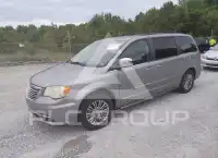 2013 Chrysler TOWN & COUNTRY photo