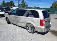 2013 Chrysler TOWN & COUNTRY фото