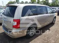2013 Chrysler TOWN & COUNTRY фото