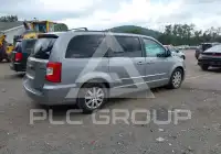 2013 Chrysler TOWN & COUNTRY фото