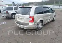 2013 Chrysler TOWN & COUNTRY фото