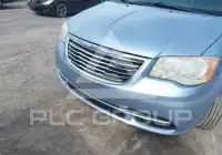 2013 Chrysler TOWN & COUNTRY photo