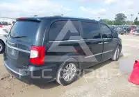 2013 Chrysler TOWN & COUNTRY photo