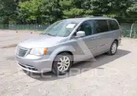 2013 Chrysler TOWN & COUNTRY фото