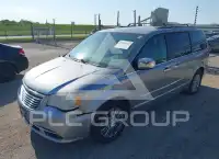 2013 Chrysler TOWN & COUNTRY фото