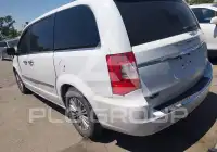 2013 Chrysler TOWN & COUNTRY фото