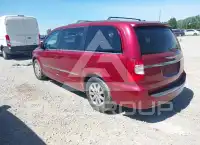 2013 Chrysler TOWN & COUNTRY photo
