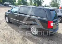 2013 Chrysler TOWN & COUNTRY фото