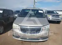 2013 Chrysler TOWN & COUNTRY photo