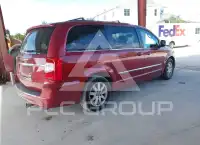 2013 Chrysler TOWN & COUNTRY фото