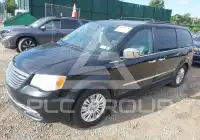 2013 Chrysler TOWN & COUNTRY фото