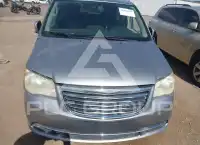 2013 Chrysler TOWN & COUNTRY фото