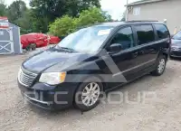 2013 Chrysler TOWN & COUNTRY фото