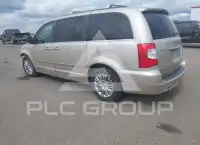 2013 Chrysler TOWN & COUNTRY photo