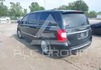 2013 Chrysler TOWN & COUNTRY photo