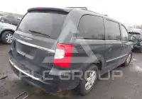 2013 Chrysler TOWN & COUNTRY фото