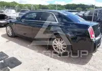 2013 Chrysler 300 photo