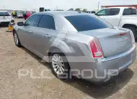 2013 Chrysler 300 фото