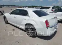 2013 Chrysler 300 photo