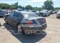2013 Chrysler 300 photo