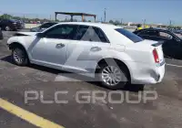 2013 Chrysler 300 photo