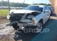 2013 Chrysler 300 photo