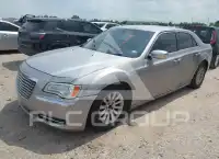 2013 Chrysler 300 photo