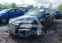 2013 Chrysler 300 фото