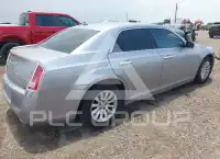 2013 Chrysler 300 фото