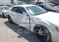 2013 Chrysler 300 photo