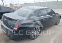 2013 Chrysler 300 фото
