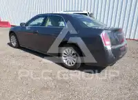 2013 Chrysler 300 photo