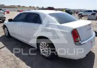 2013 Chrysler 300 фото
